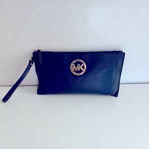 Michael Kors blue leather wristlet